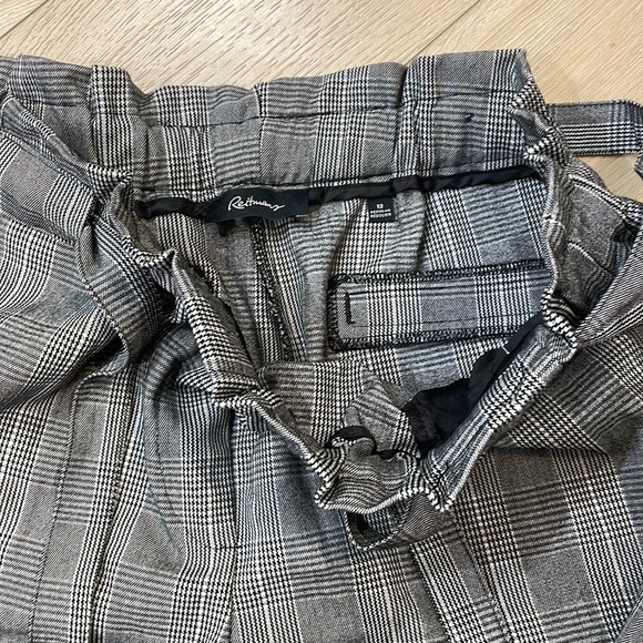 Plaid Reitmans, size 12, paper bag pants - Picture 3 of 3